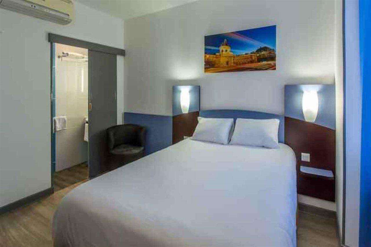 ดิ ออริจินัล แอคเซส โฮเทล สถานีบูร์ฌ Hotel บัวร์ ภายนอก รูปภาพ